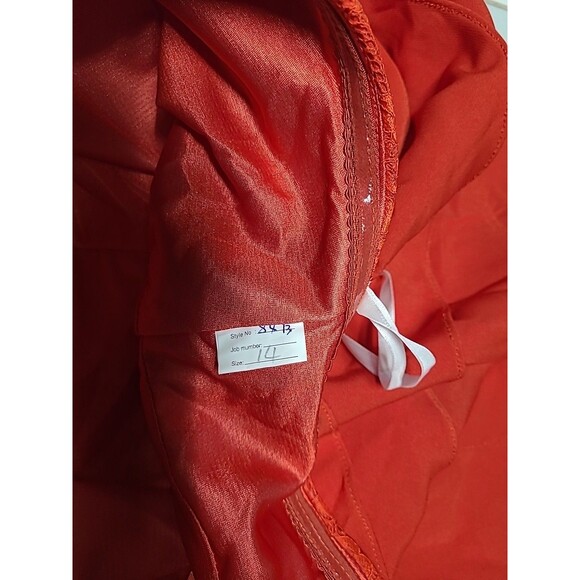 2 piece  Gorgeous Lace Detailed Formal Prom Wedding Dress Size 14 Red (E28) - Picture 9 of 12